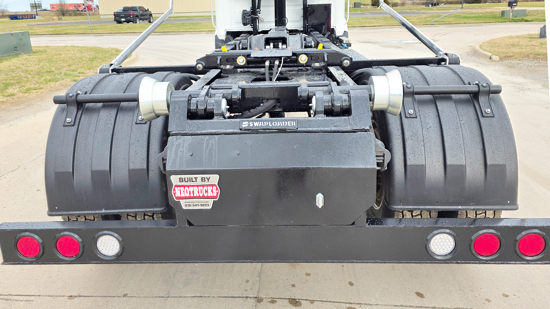 NEO Trucks_Website_2026_Mack MD7(NON CDL)5