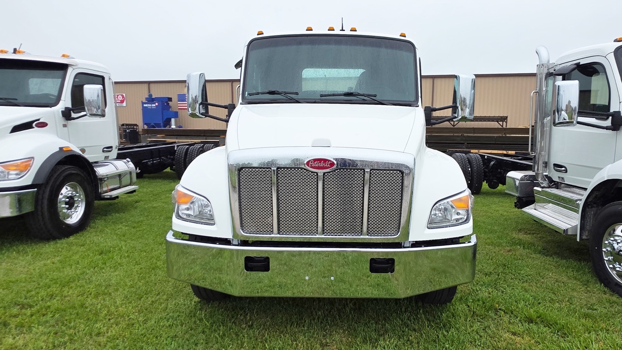 NEO-Trucks_Website_2027-PETERBILT-536_3 Large